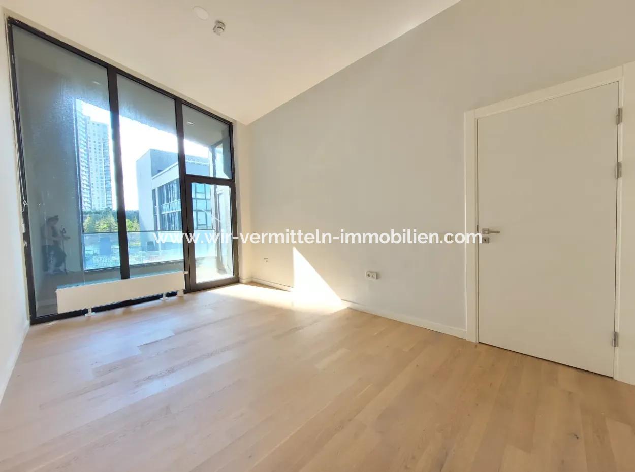 İncek Loft Satılık  5.5+1 Dubleks  Peyzaj Manzaralı 4.Kat Kiracısız Daire