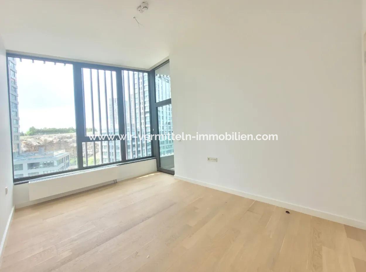 İncek Loft Satılık  5,5+1 Dubleks Peysaj Manzaralı 5.Kat Kiracısız Daire