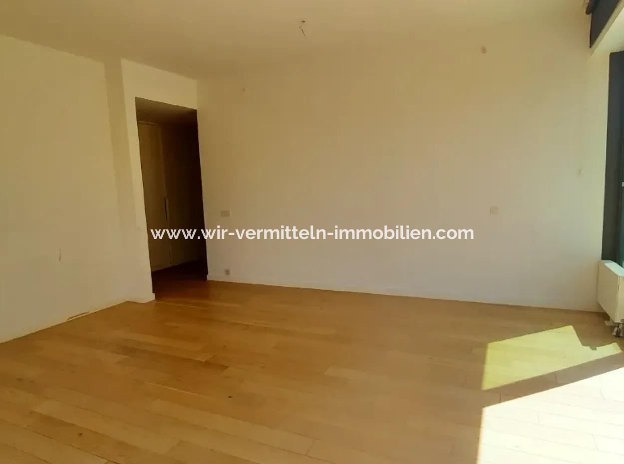 İncek Loft Satılık Teraslı  3+1 Şehir Manzaralı 4.Kat Daire