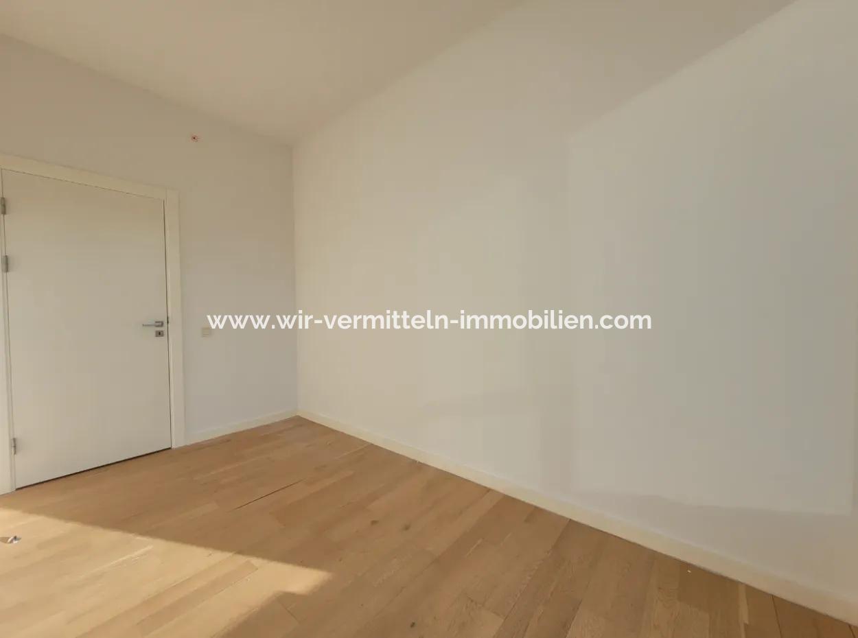 İncek Loft Satılık Teraslı  3+1 Şehir Manzaralı 4.Kat Daire