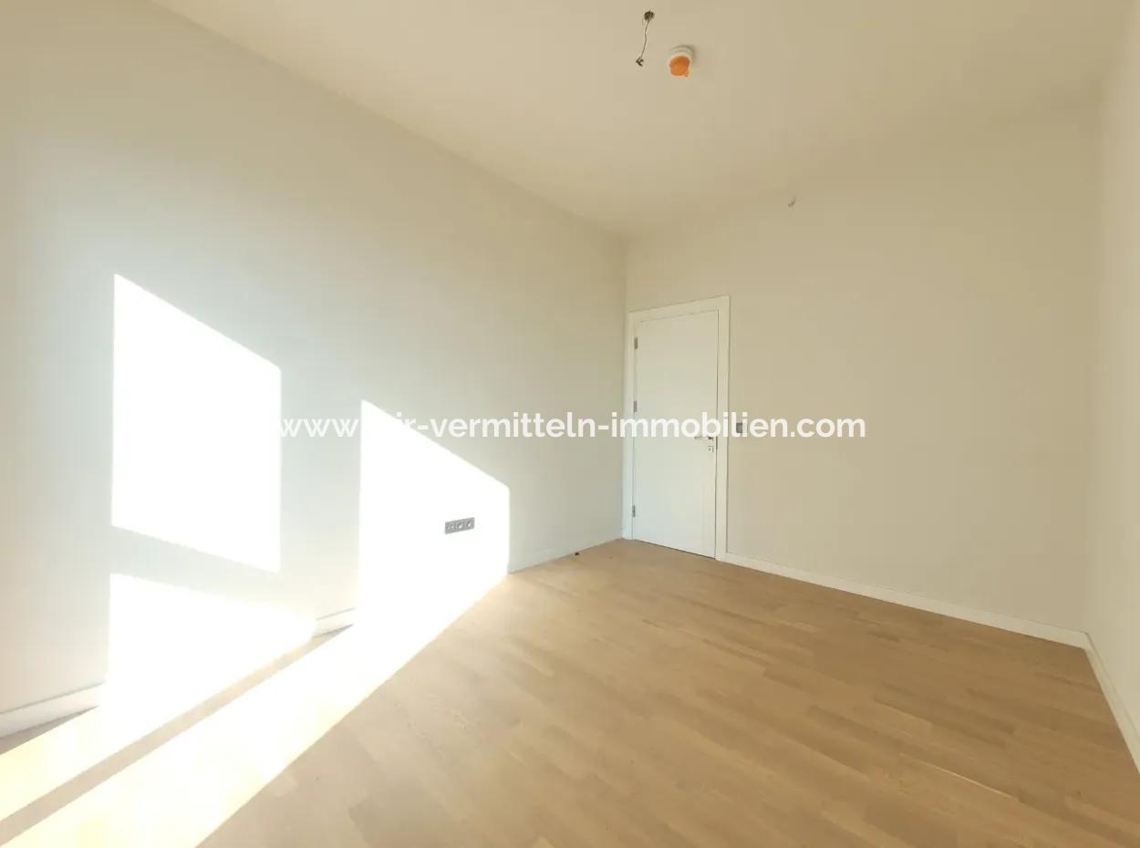 Beytepe İncek Bulvar Loft Satılık 3+1 130 M² 1.Kat Park Manzaralı Güney Cephe Daire