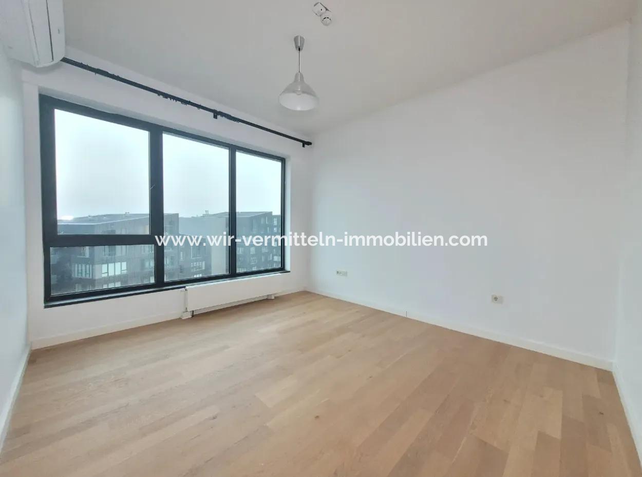 İncek Loft  Kiralık 2+1 85 M² 6.Kat Mogan Cephe Daire