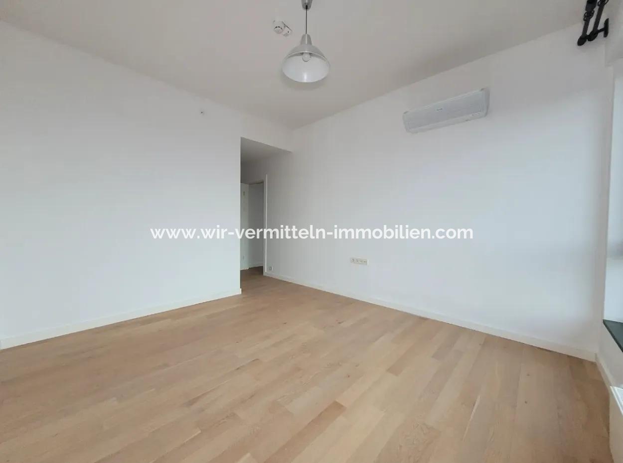 İncek Loft  Kiralık 2+1 85 M² 6.Kat Mogan Cephe Daire
