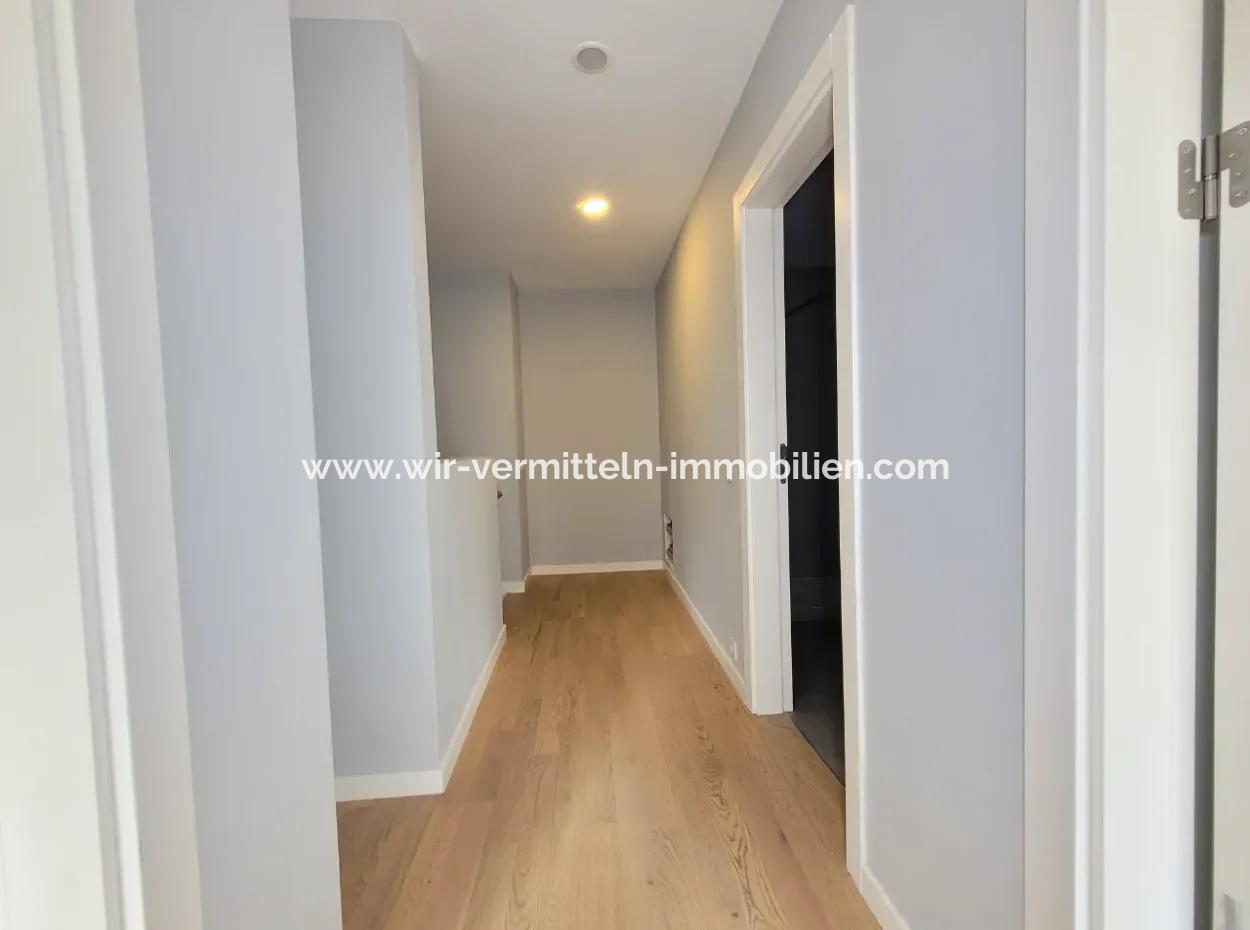 İncek Loft Satılık 3+1 Bahçe Dubleksi Peysaj Manzaralı Daire
