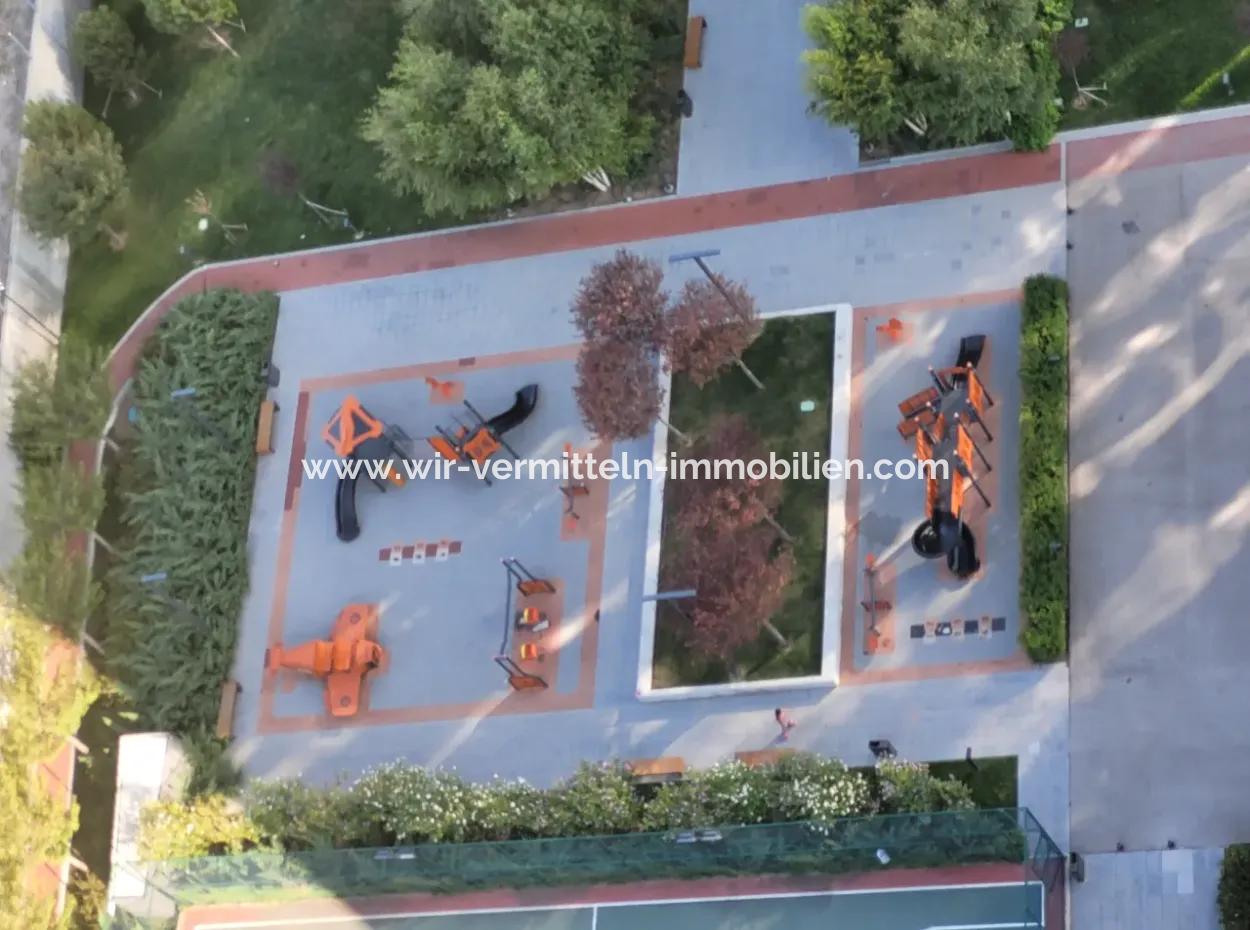 Kiracısız Krediye Uygun Beytepe İncek Bulvar Loft Satılık 3+1 110 M² 19.Kat Bulvar Ve Göl Manzaralı