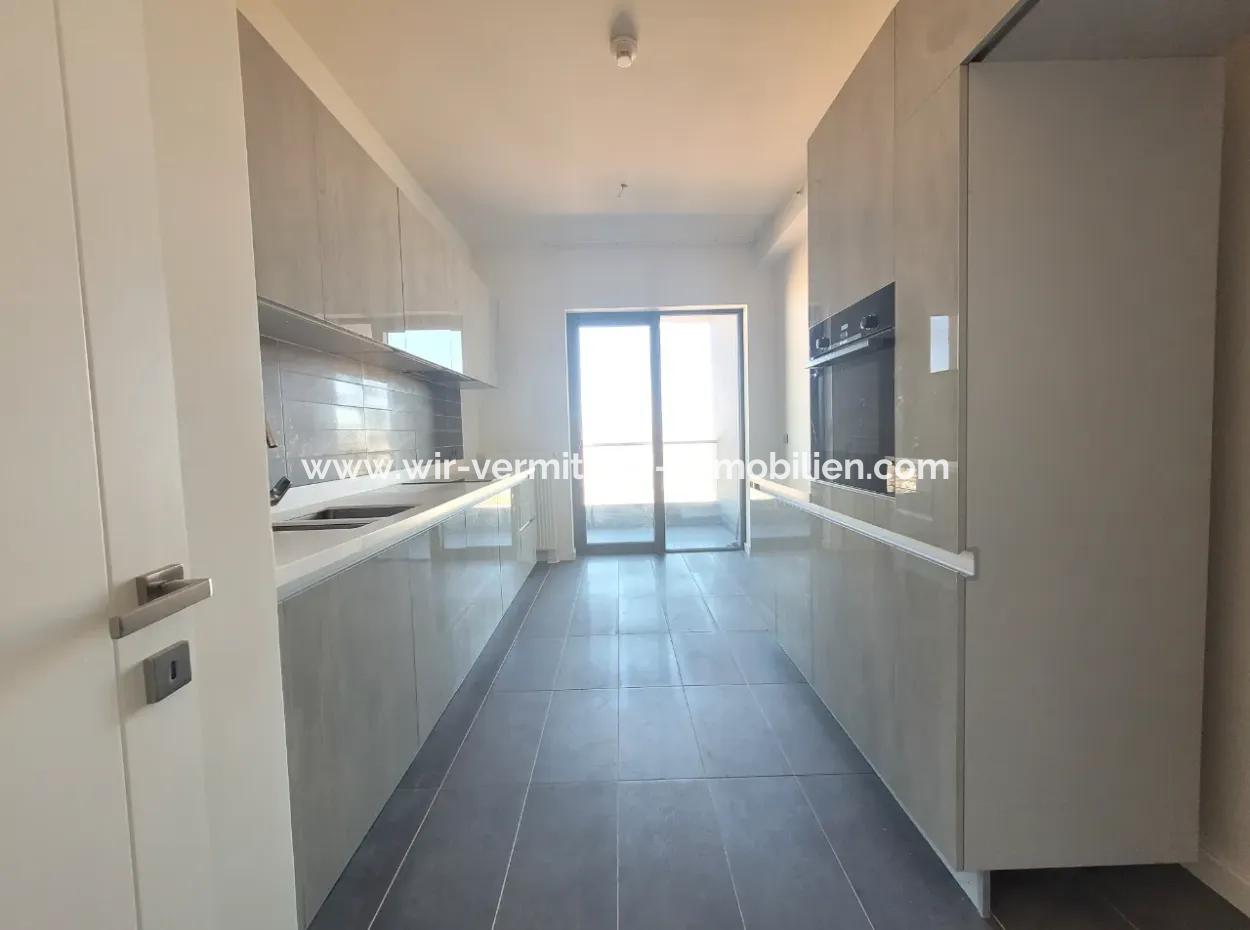Kiralık Beytepe İncek Bulvar Loft 3+1 110 M² 19.Kat Bulvar Ve Göl Manzaralı
