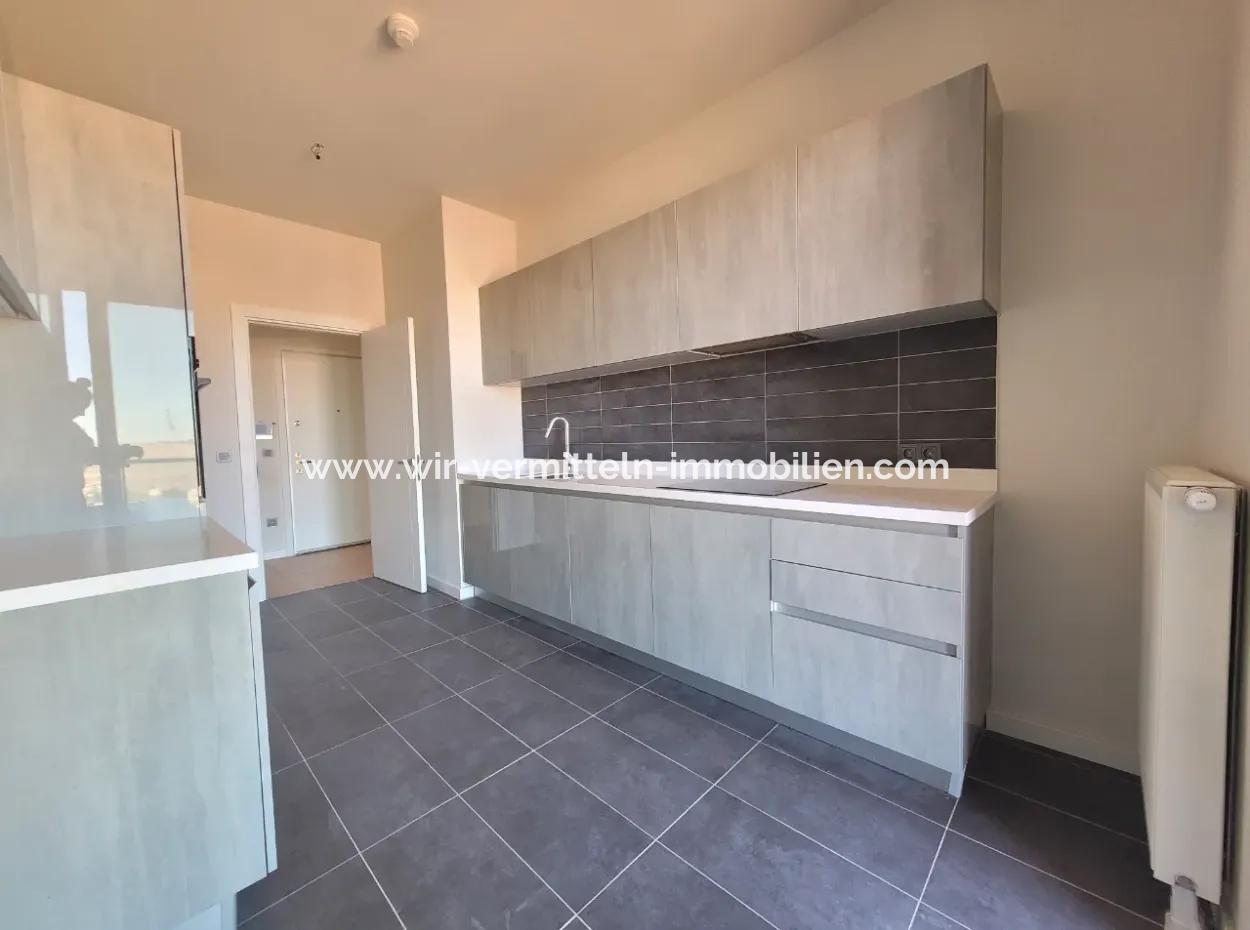 Kiralık Beytepe İncek Bulvar Loft 3+1 110 M² 19.Kat Bulvar Ve Göl Manzaralı