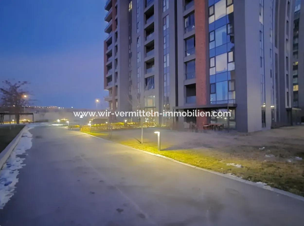 Kiralık Beytepe İncek Bulvar Loft 3+1 110 M² 19.Kat Bulvar Ve Göl Manzaralı