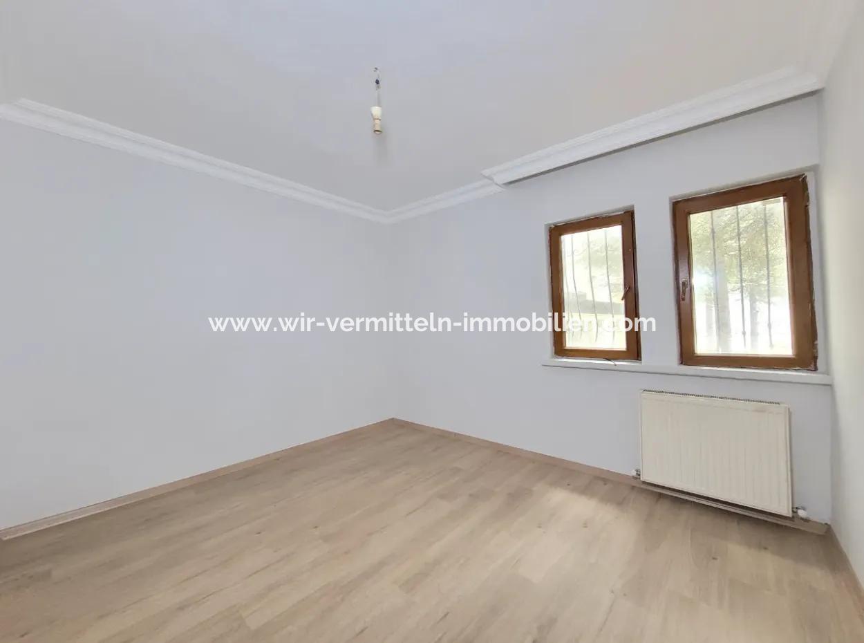 Ümitköy Merkezde Satılık Yüksek Giriş 150 M² 4+1 Daire