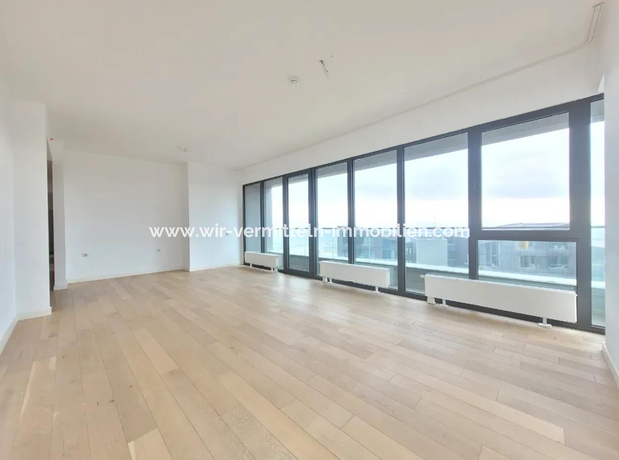 Boş İncek Loft Satılık 3+1 110 M²  Göl Manzaralı Daire