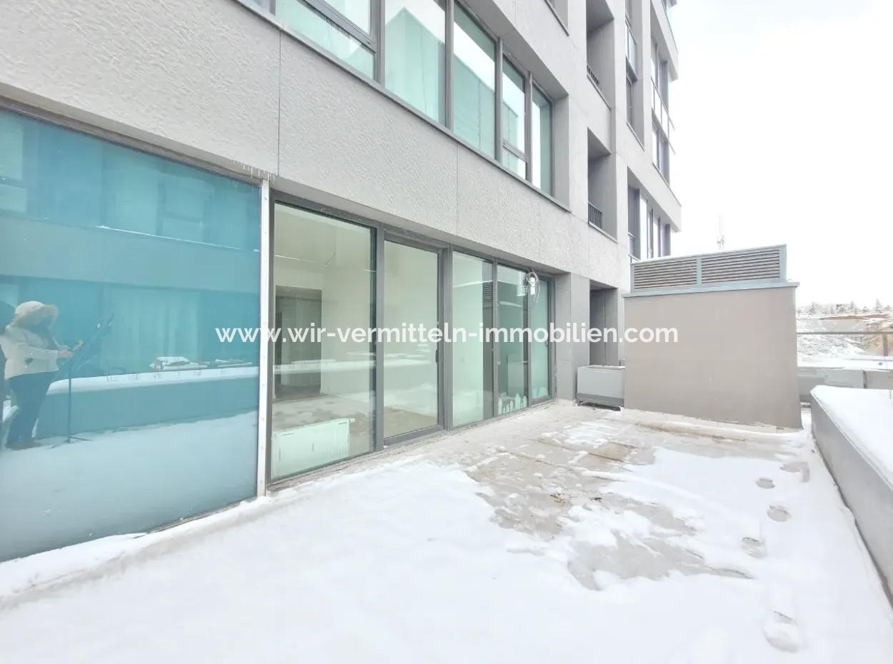 Boş İncek Loft Satılık Teraslı  3+1 110 M² Mogan Manzaralı Daire