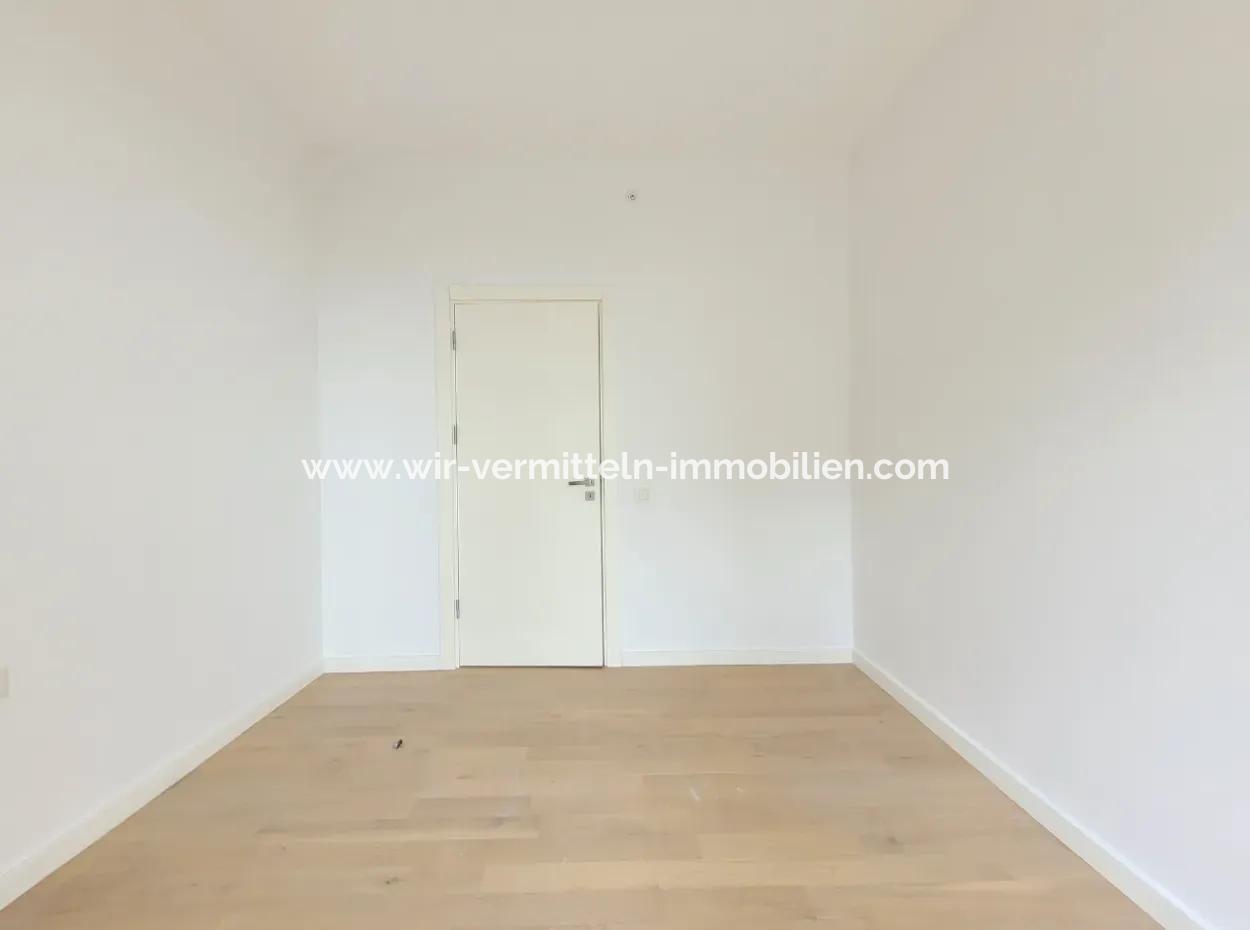 Boş İncek Loft Satılık Teraslı  3+1 110 M² Mogan Manzaralı Daire