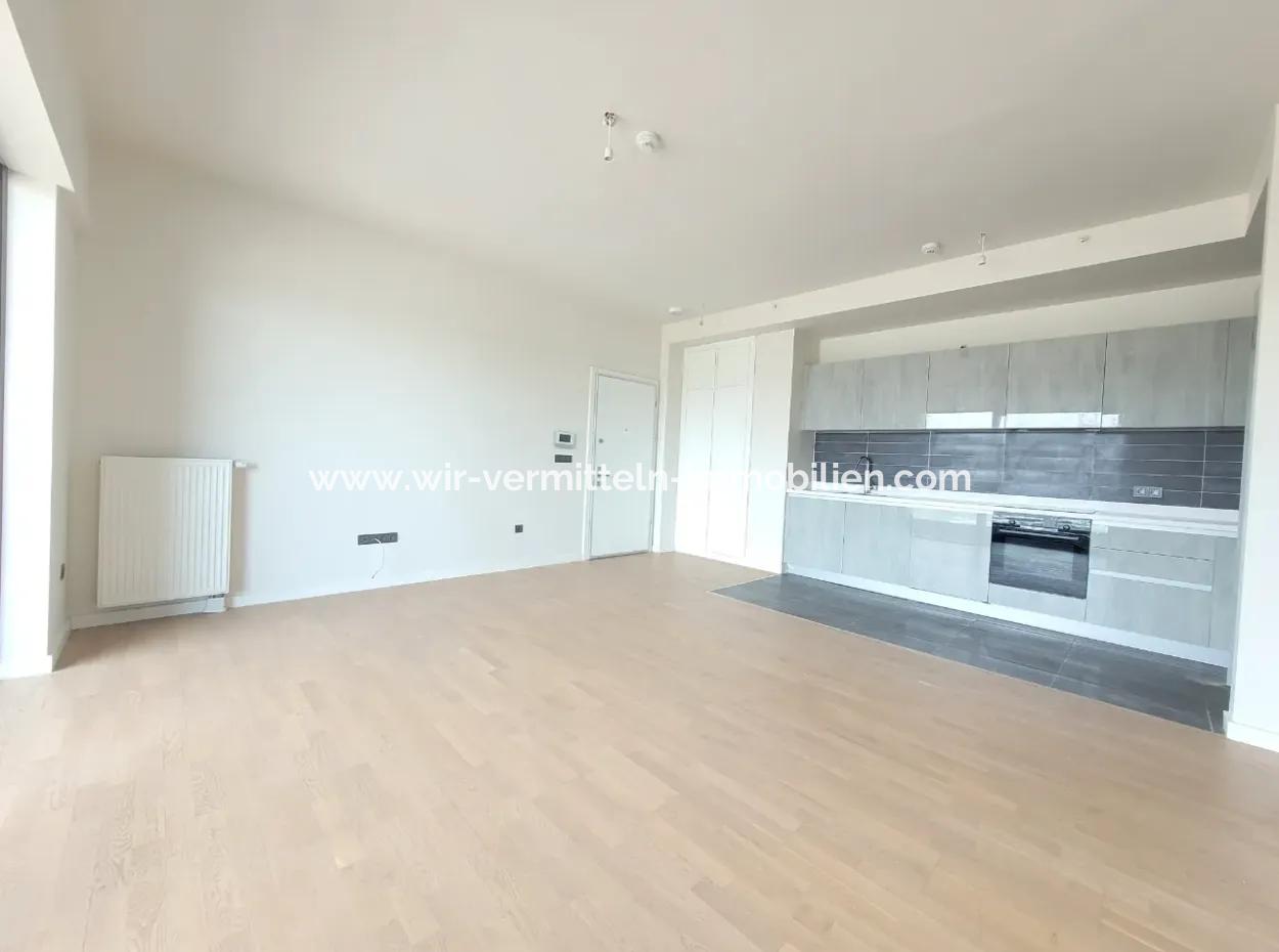 Kiralık Beytepe İncek Bulvar Loft Satılık 1+1 45 M² 20.Kat Daire