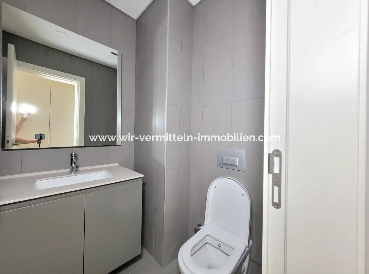 İncek Loft Satılık  3.5+1 140 M² 3.Kat Peyzaj Cephe Daire