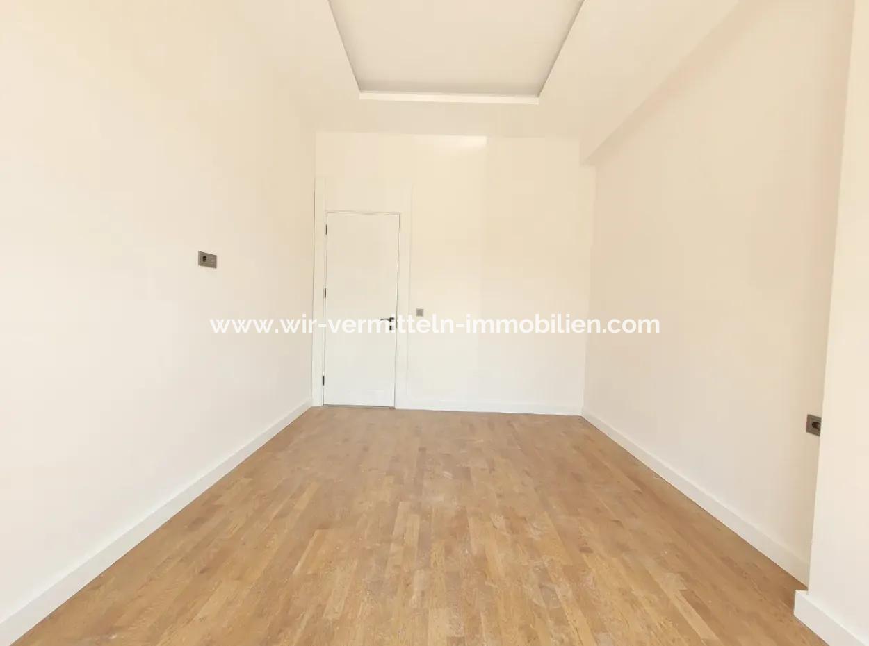 Ankara Çayyolu Alacaatlı Mh. Satılık Viole Sitesi As Royal Prestij Yatay Mimarı Bahçe Katı  4+1 Daire