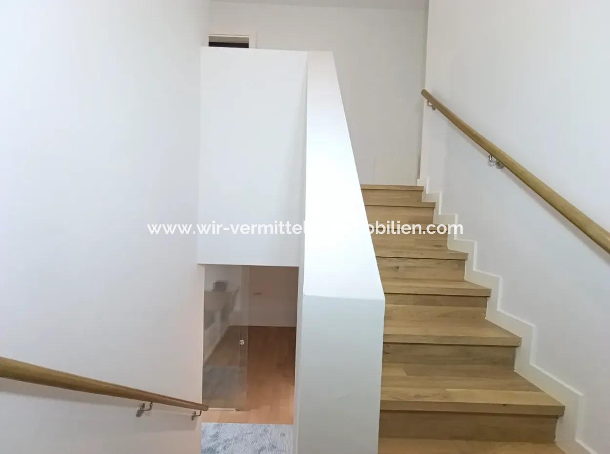 Boş Krediye Uygun Göl Manzaralı İncek Loft Satılık  3+1 Dubleks Peyzaj Manzaralı 2.Kat Daire