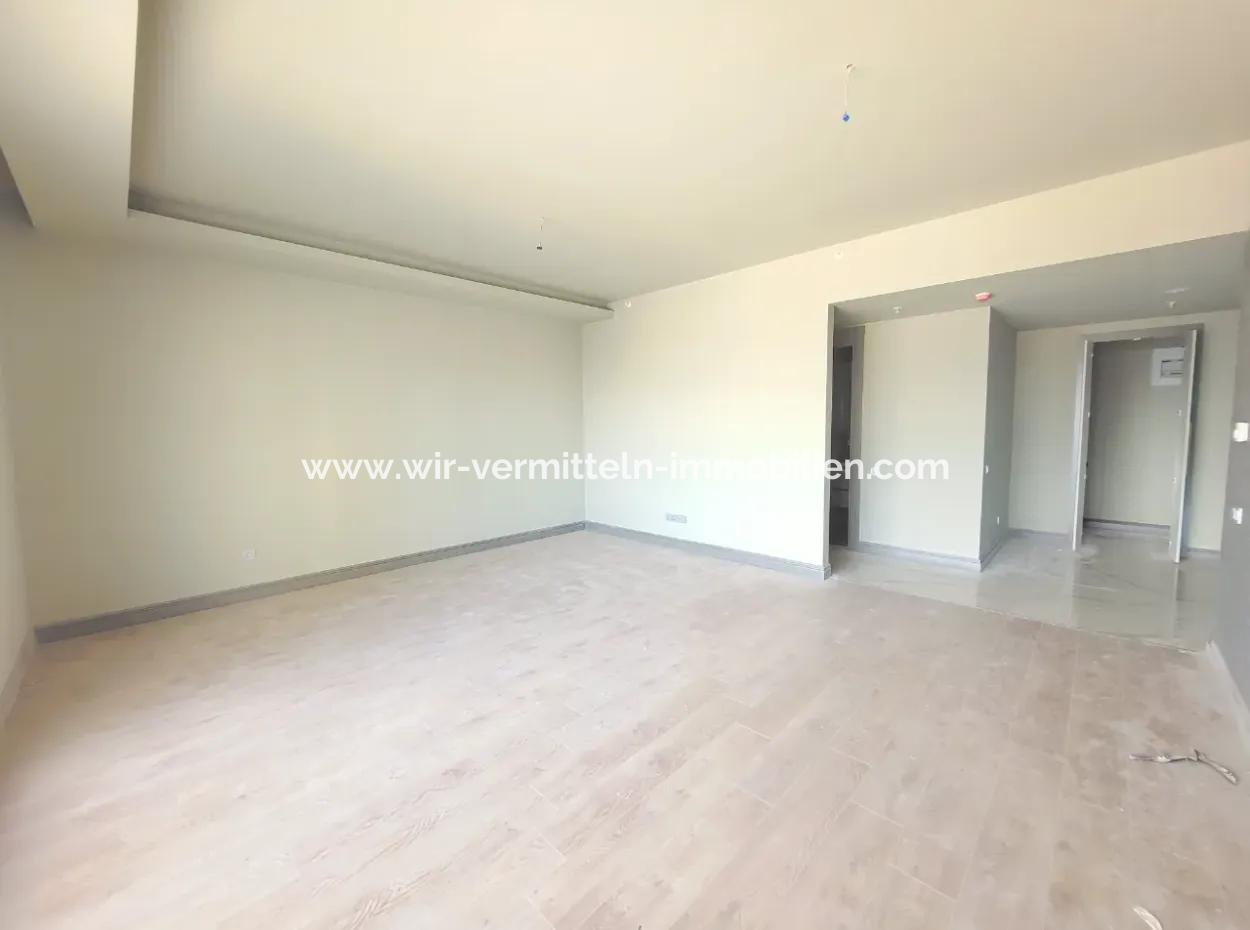 Sıfır Kent İncek Satılık 3+1 Peyzaj Manzaralı 124 M2 3.Kat Daire Hacılar Mah. Gölbaşı Ankara