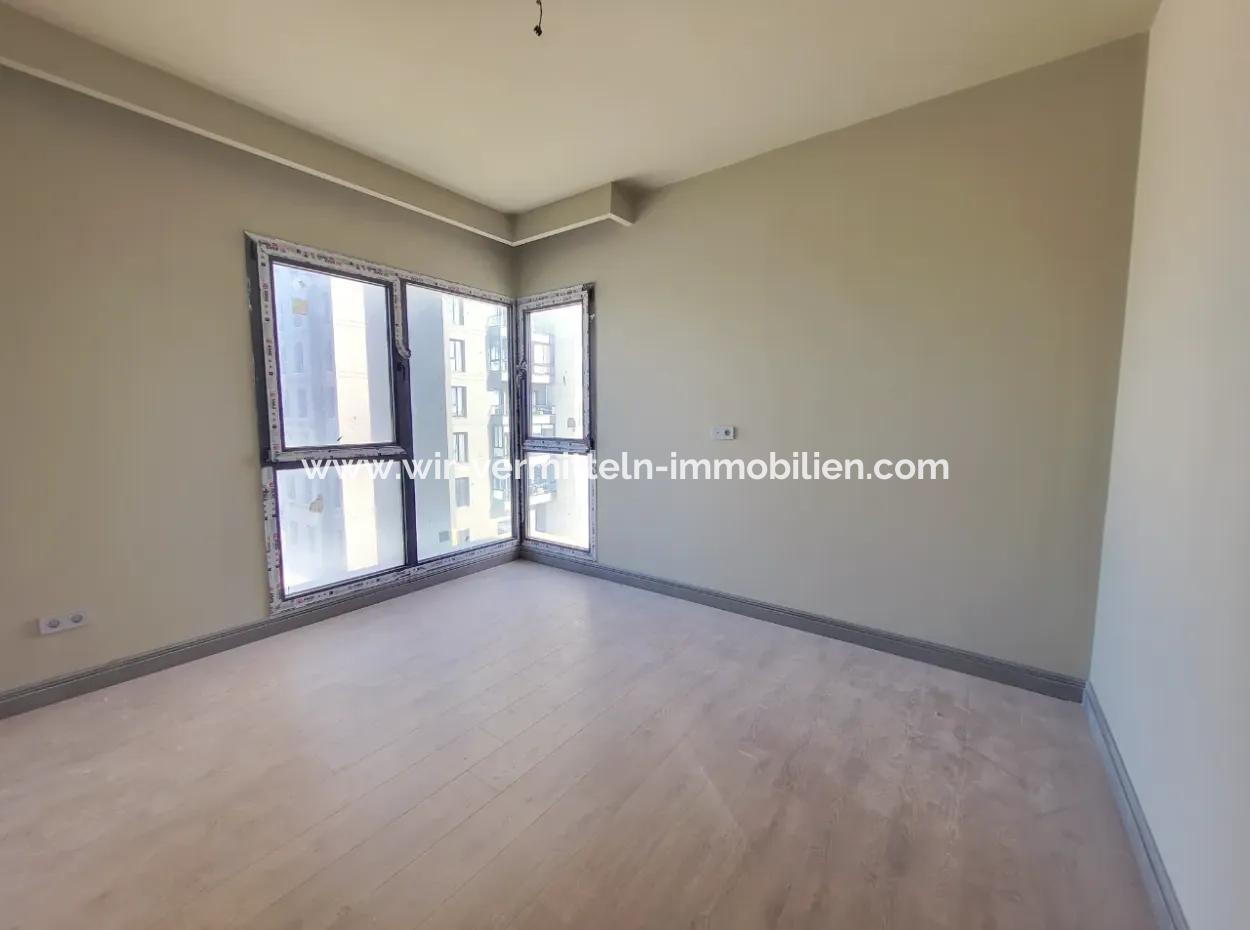 Sıfır Kent İncek Satılık 3+1 Peyzaj Manzaralı 124 M2 3.Kat Daire Hacılar Mah. Gölbaşı Ankara