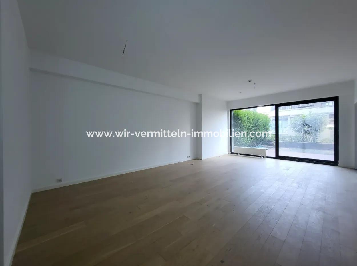 Krediye Uygun Boş İncek Loft Satılık 2,5+1 Peyzaj Manzaralı Bahçe Katı Daire 2 Bahçeli