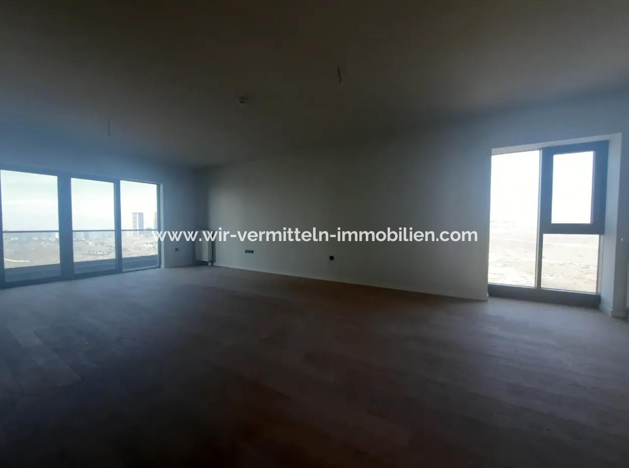 Beytepe İncek Bulvar Loft Satılık 5+1 12.Kat Kiracısız Daire