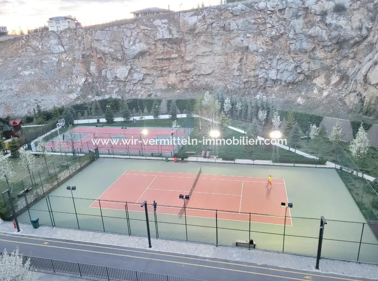 Krediye Uygun Boş İncek Loft Satılık 2,5+1 Peyzaj Manzaralı Bahçe Katı Daire 2 Bahçeli