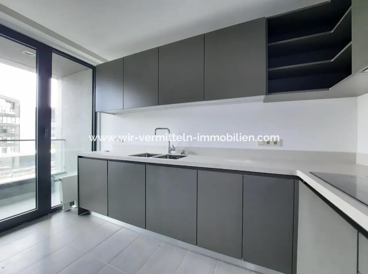 İncek Loft Satılık  3+1 Dubleks Peyzaj Manzaralı 1.Kat Daire