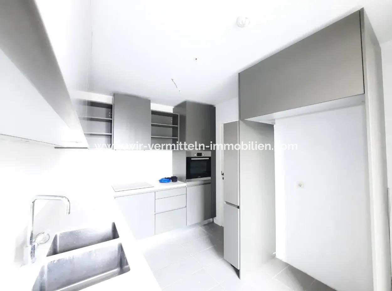 Göl Manzaralı Krediye Uygun İncek Loft Satılık  3+1 Dubleks Peyzaj Manzaralı 2.Kat Daire