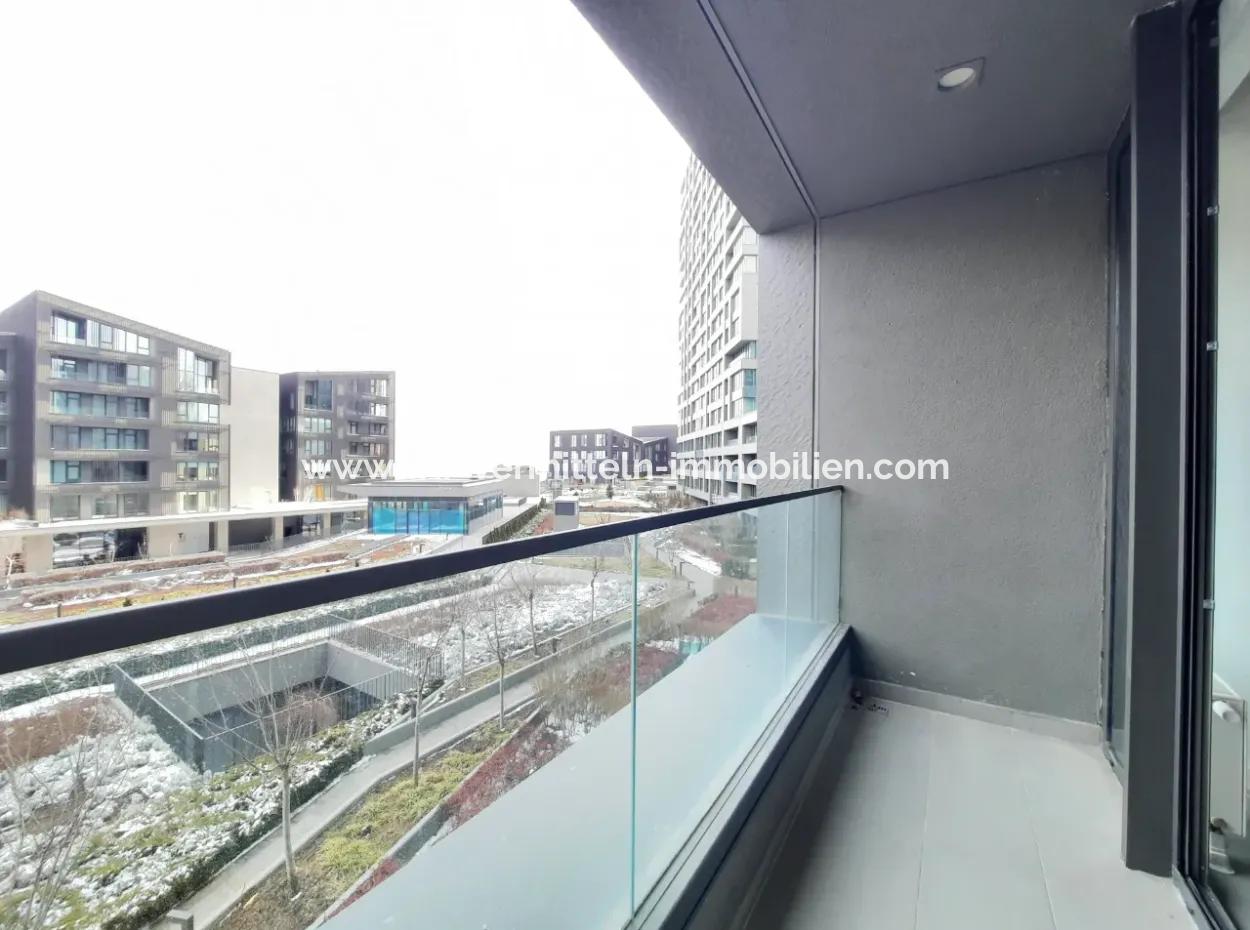 İncek Loft Satılık  3+1 Dubleks Peyzaj Manzaralı 1.Kat Daire