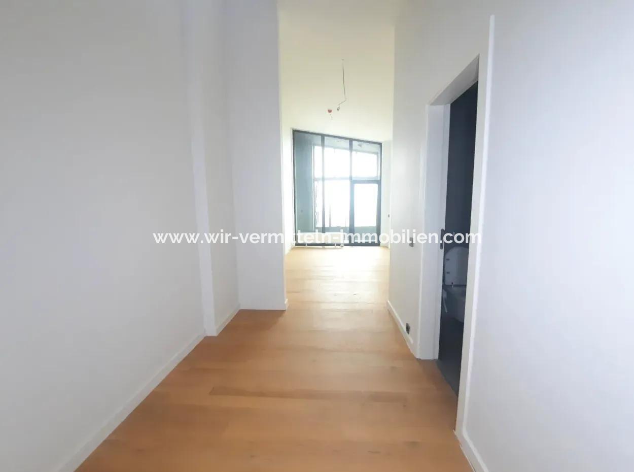 İncek Loft Satılık  5,5+1 Dubleks  Göl Manzaralı Kiracısız Daire