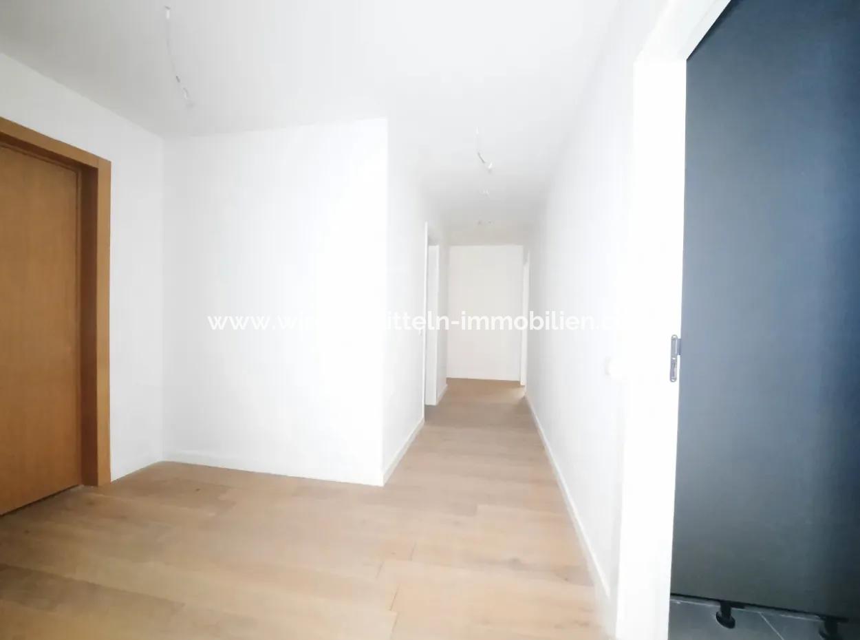 İncek Loft Satılık  4+1  Peyzaj Manzaralı  180 M² 2.Kat Daire