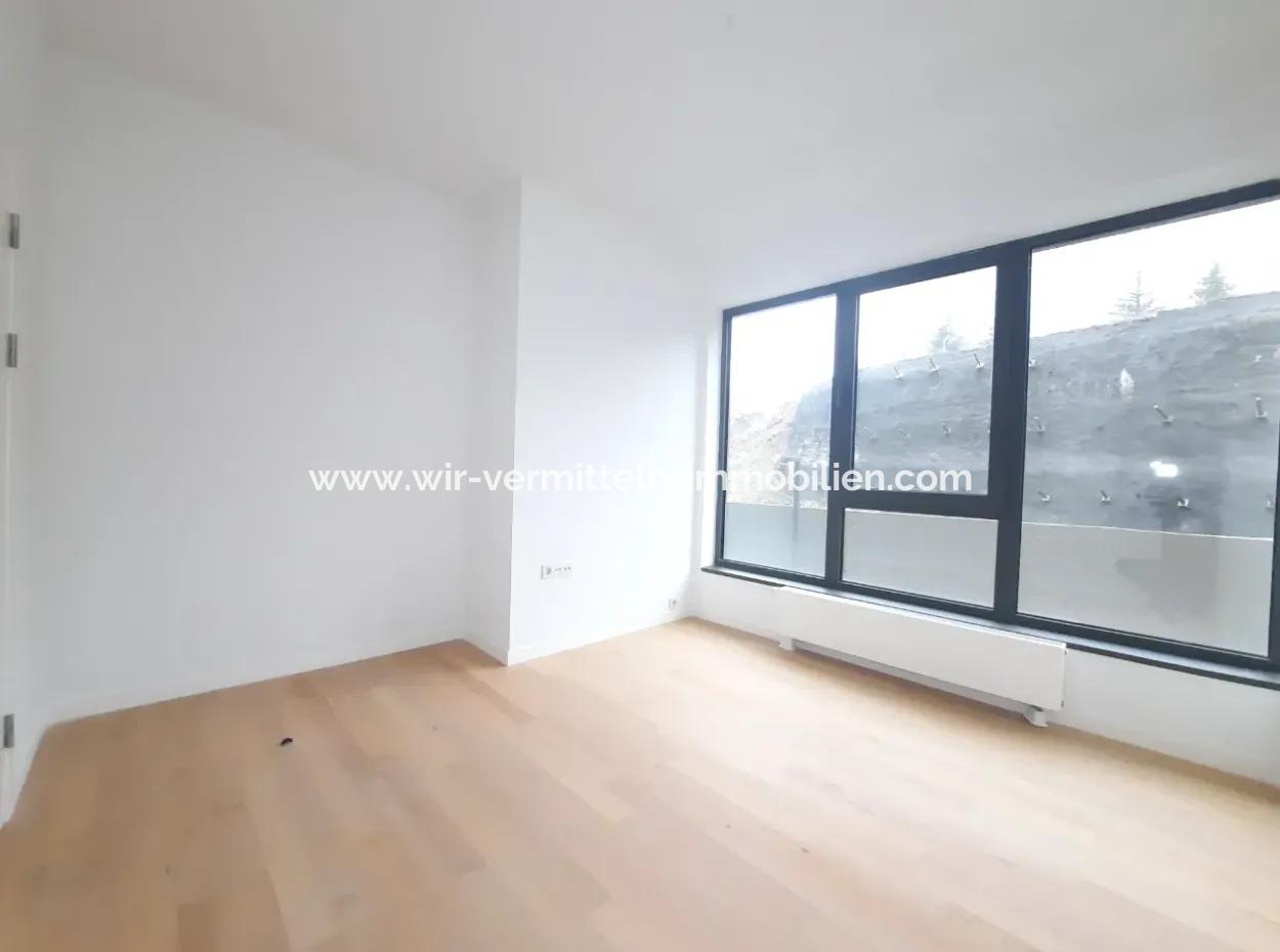 İncek Loft Satılık  4+1  Peyzaj Manzaralı  180 M² 2.Kat Daire