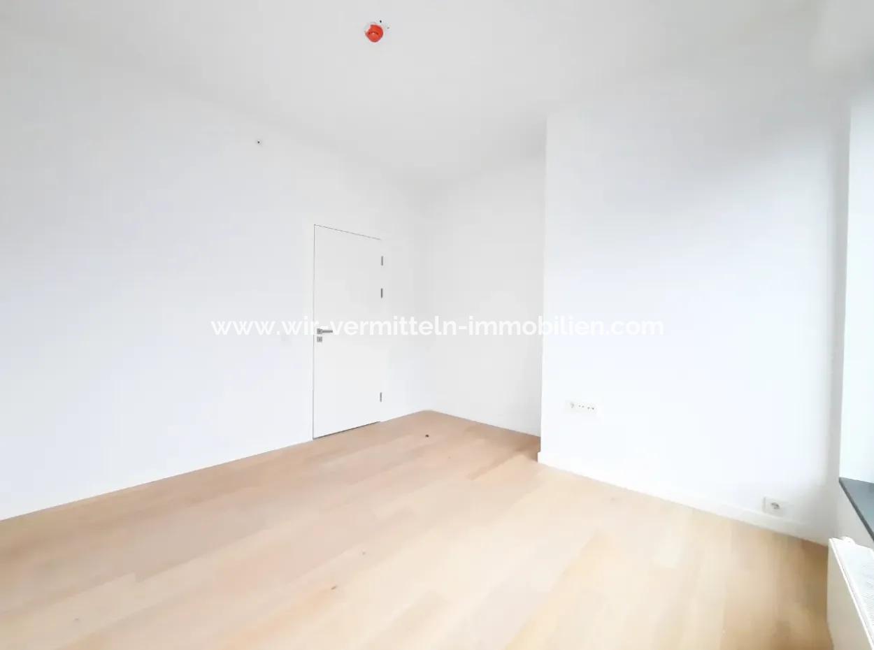 İncek Loft Satılık  4+1  Peyzaj Manzaralı  180 M² 2.Kat Daire