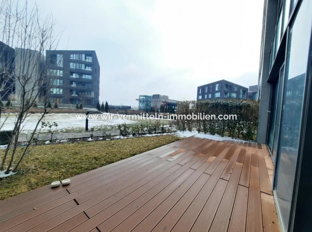 Krediye Uygun İncek Loft Satılık 3+1 Bahçe Dubleksi Peyzaj Manzaralı Daire