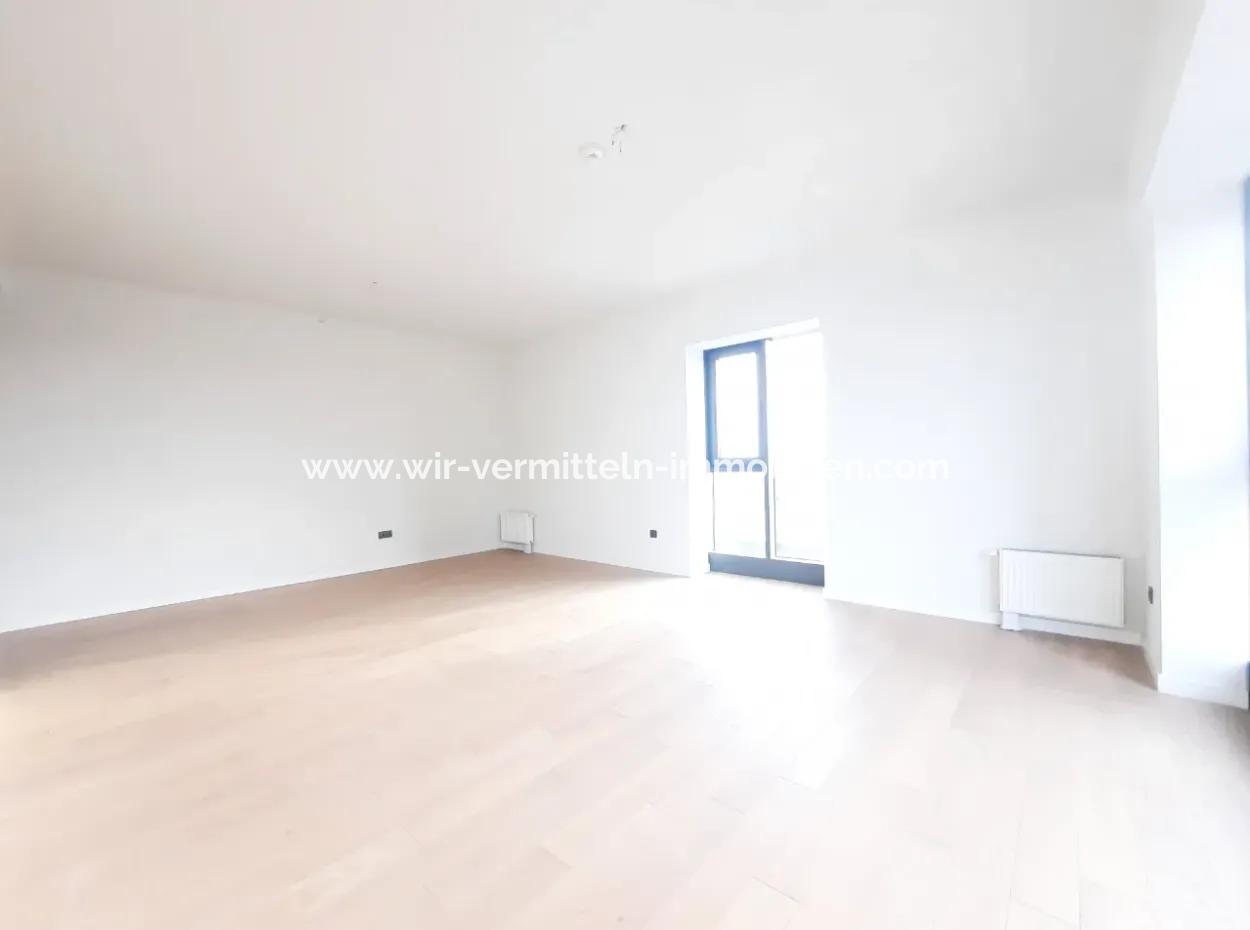Beytepe İncek Bulvar Loft Satılık 3+1 110 M² 5.Kat Bulvar Manzaralı Daire