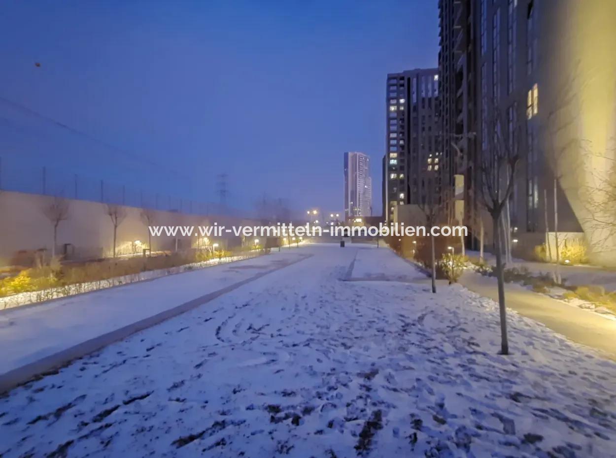 Boş Beytepe İncek Bulvar Loft Satılık 1+1 46 M² 9.Kat Göl Manzaralı Daire