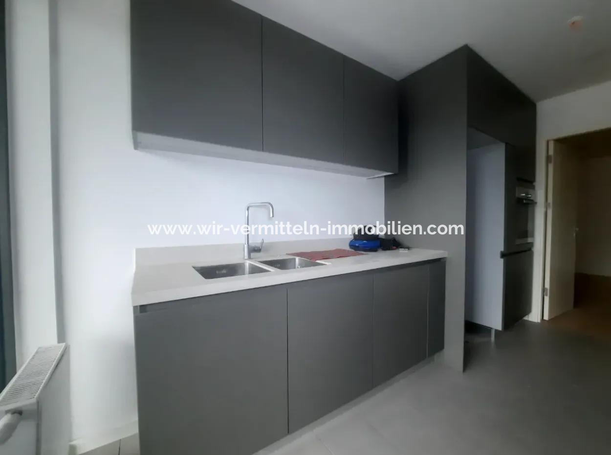 İncek Loft Satılık 2,5+1 Peyzaj Manzaralı 1.Kat Daire