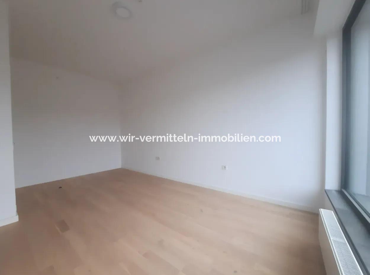 Krediye Uygun İncek Loft Satılık 2,5+1 Peyzaj Manzaralı 1.Kat Daire