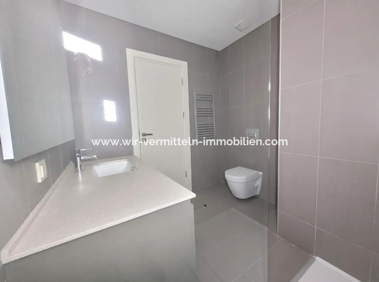 İncek Loft Satılık 2,5+1 Peyzaj Manzaralı 3.Kat Daire