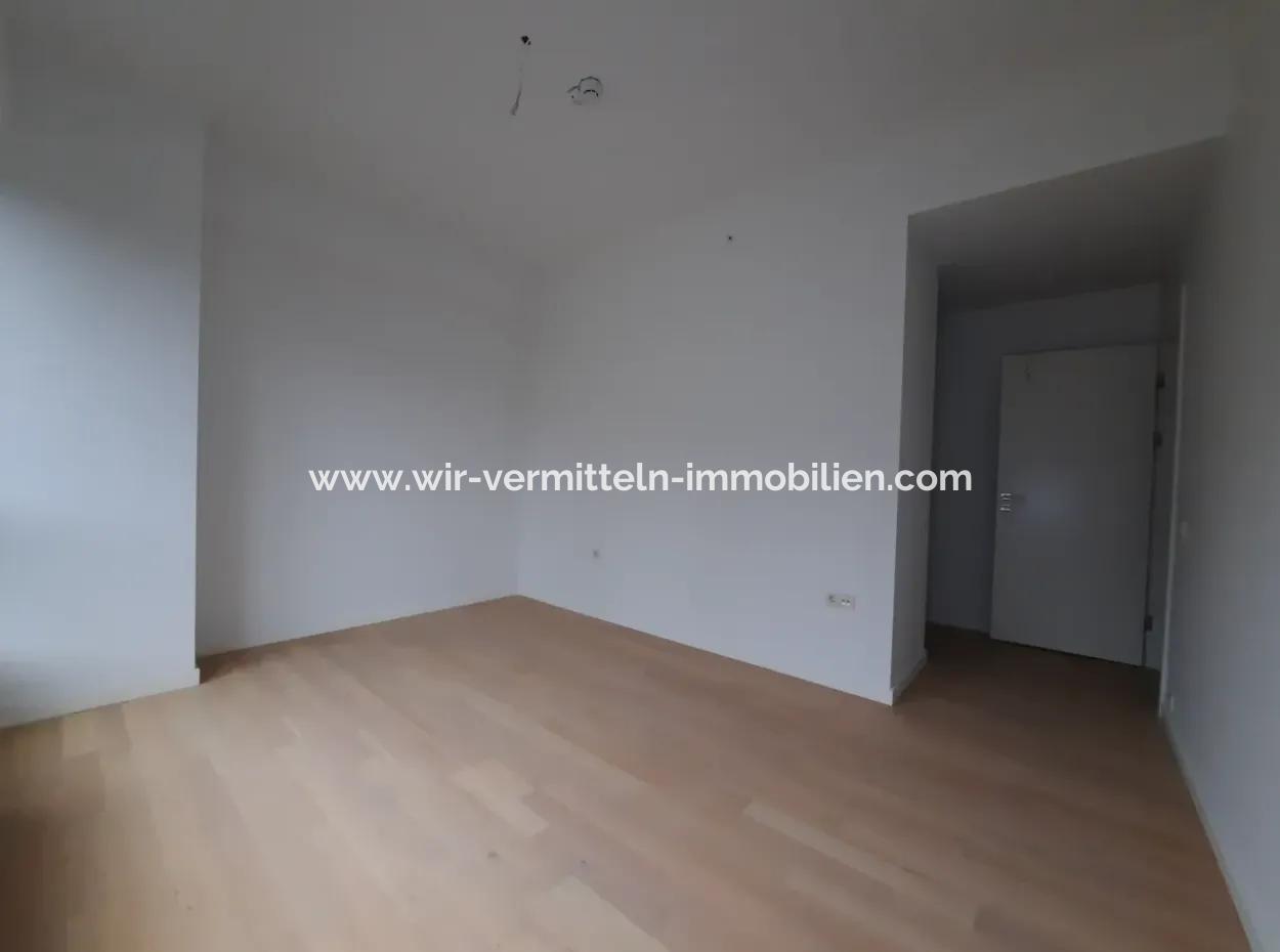 İncek Loft Satılık  4+1  Peyzaj Manzaralı  180 M² Kiracısız 2.Kat Daire