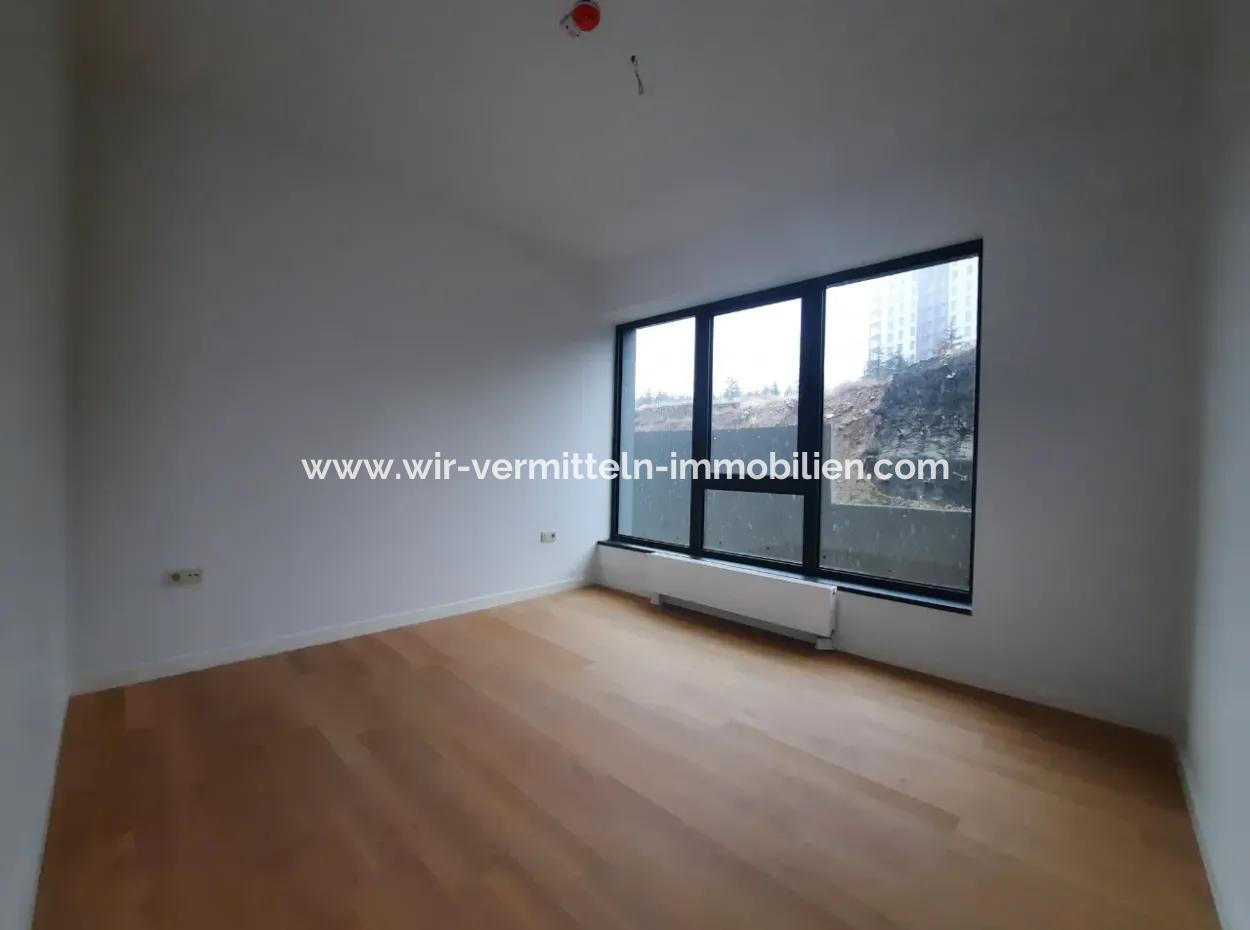 İncek Loft Satılık  4+1  Peyzaj Manzaralı  180 M² Kiracısız 2.Kat Daire