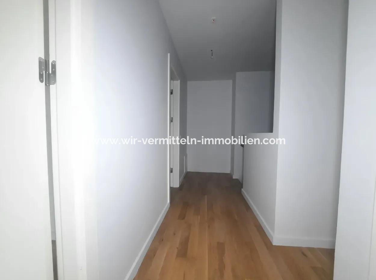 İncek Loft Satılık  2+1 Dubleks Şehir Manzaralı 2.Kat Daire