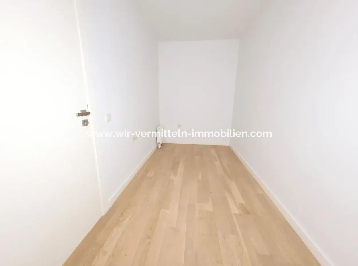 Kiracısız İncek Loft Satılık  5.5+1  Göl Manzaralı 20.Kat Daire