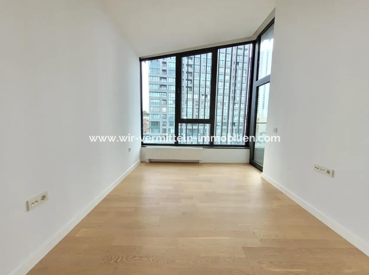 İncek Loft Satılık  5.5+1 Dubleks  Peyzaj Manzaralı 6.Kat Kiracısız Daire