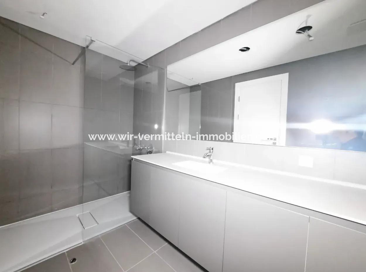 İncek Loft Satılık 5+1 Peyzaj Manzaralı 2.Kat Daire