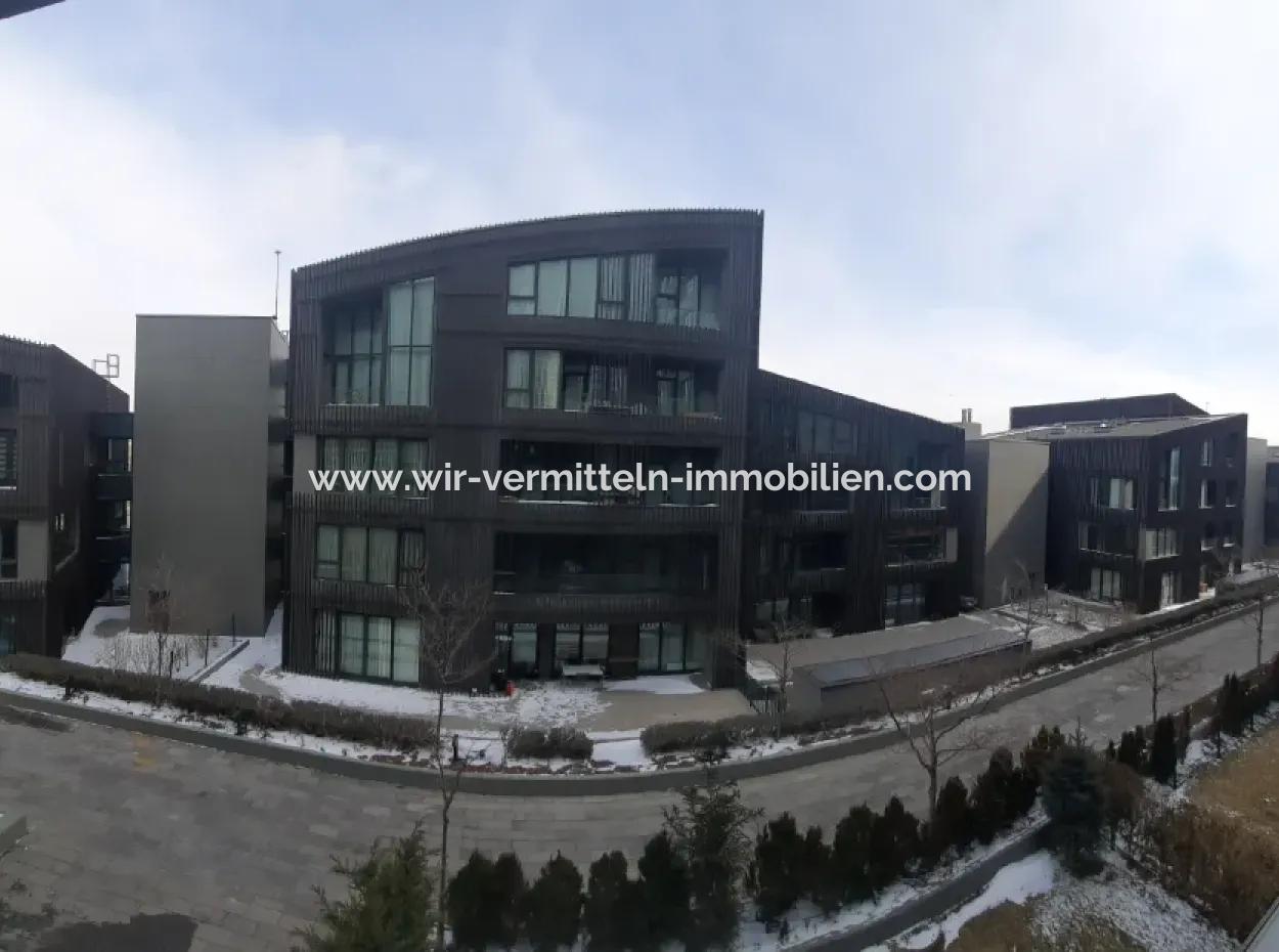 İncek Loft Satılık 5+1 188  M² Peyzaj Manzaralı 1.Kat Daire