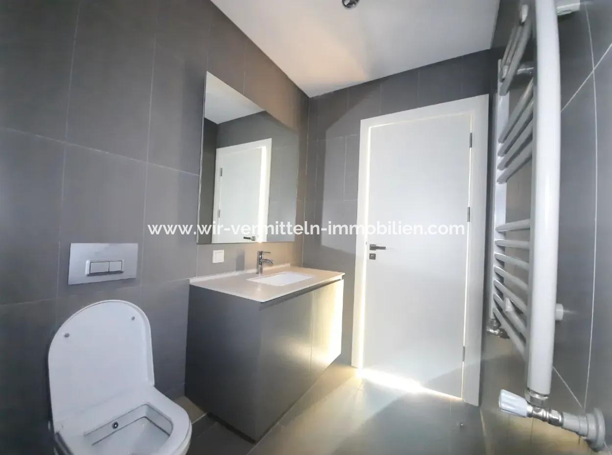 Boş Krediye Uygun İncek Loft Satılık  3+1 Dubleks Peyzaj Manzaralı 1.Kat Daire
