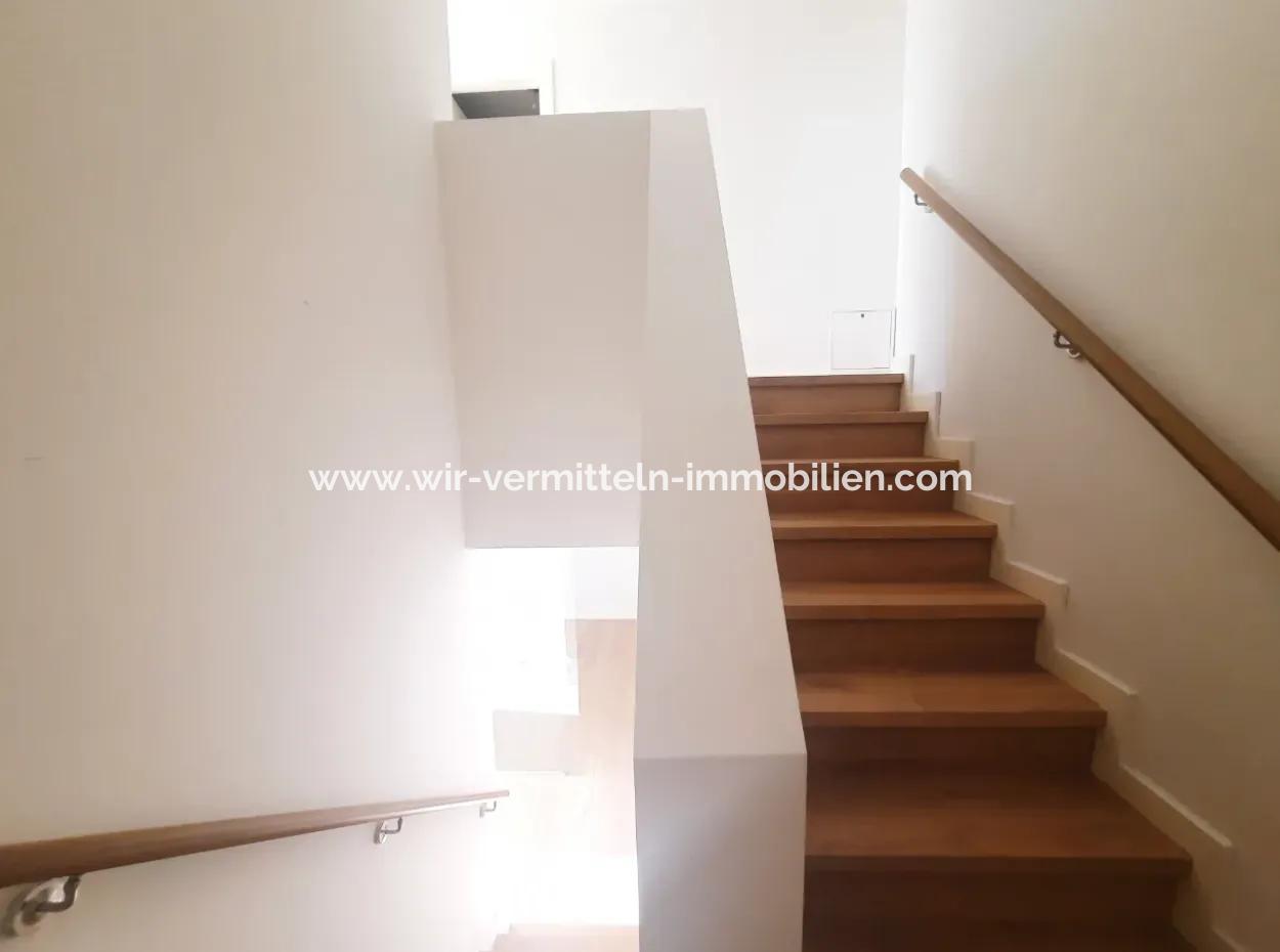 Boş Krediye Uygun İncek Loft Satılık  3+1 Dubleks Peyzaj Manzaralı 1.Kat Daire
