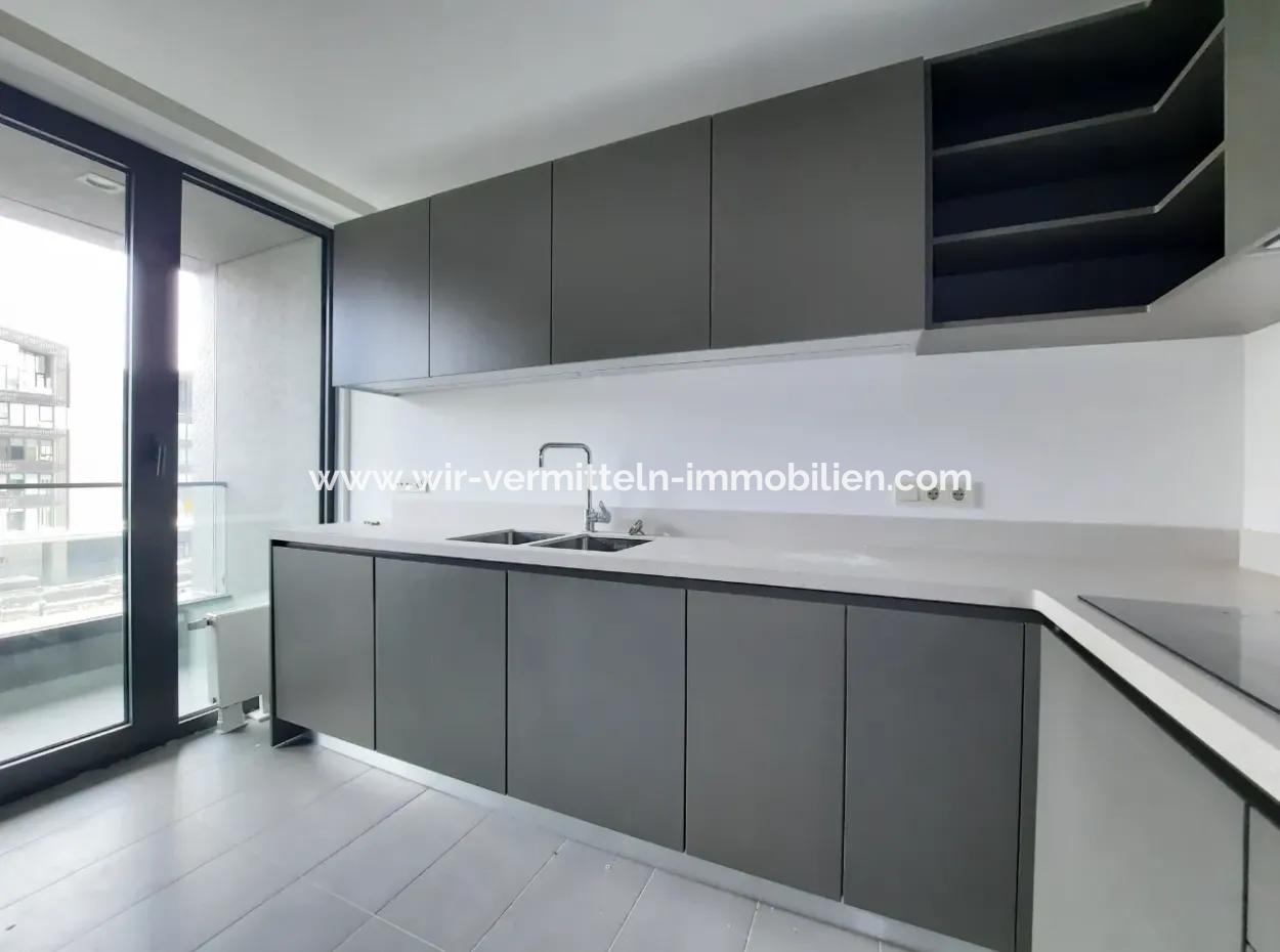 Boş Krediye Uygun İncek Loft Satılık  3+1 Dubleks Peyzaj Manzaralı 1.Kat Daire