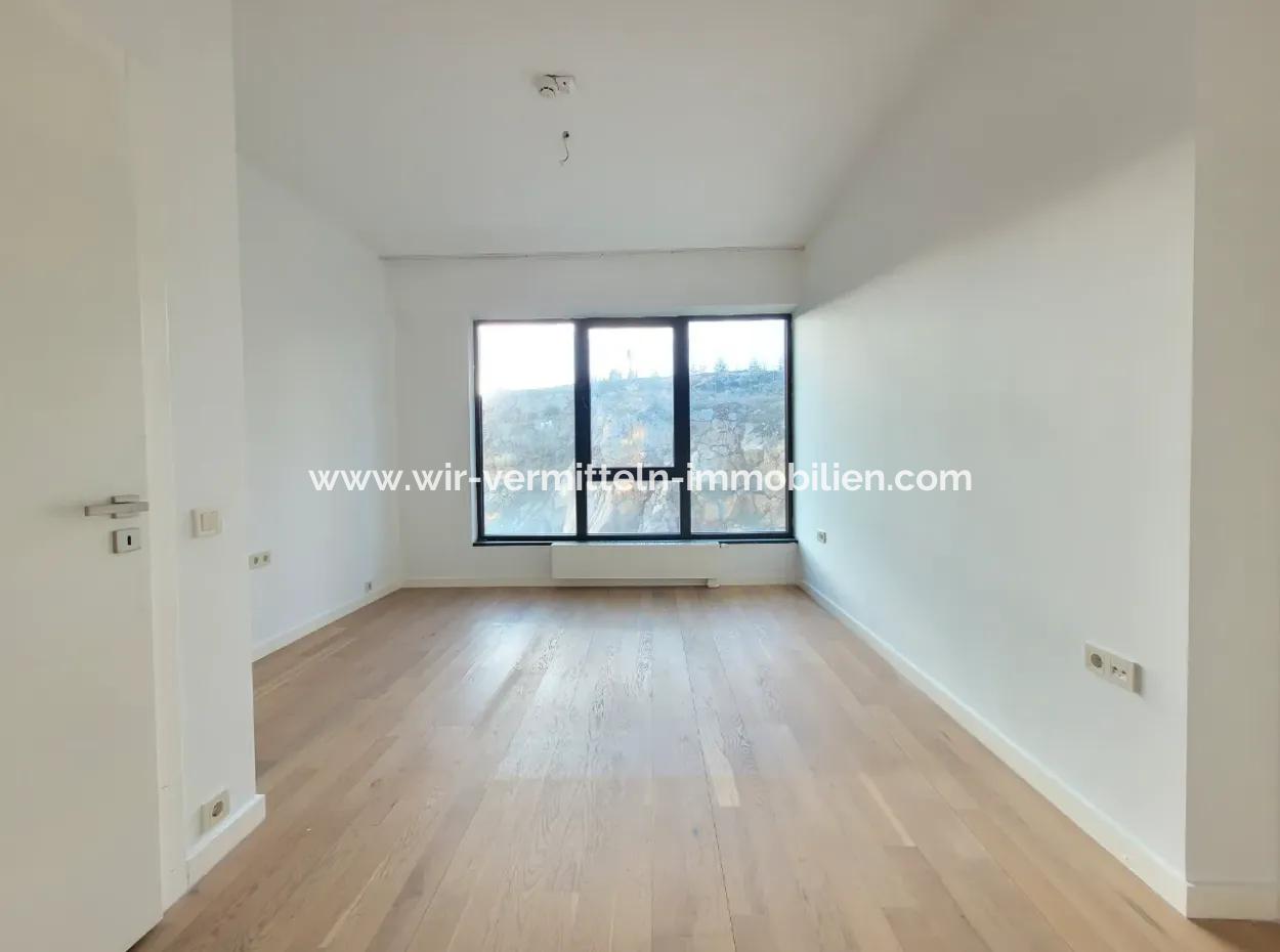 Kiracısız İncek Loft Satılık  2+1 Dubleks Şehir Manzaralı 2.Kat Daire