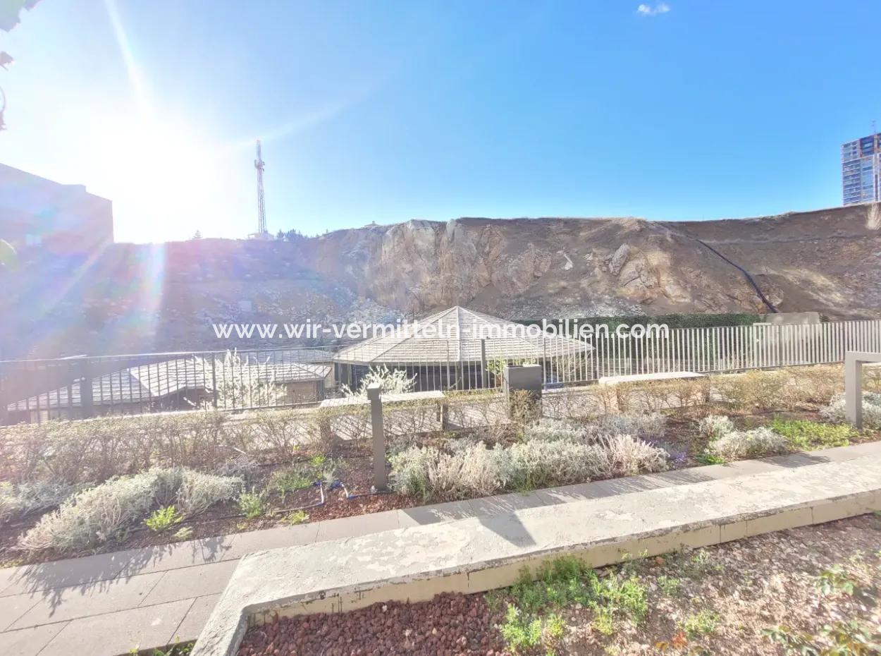 Kiracısız İncek Loft Satılık  2+1 Bahçe Dubleks Şehir Manzaralı Daire